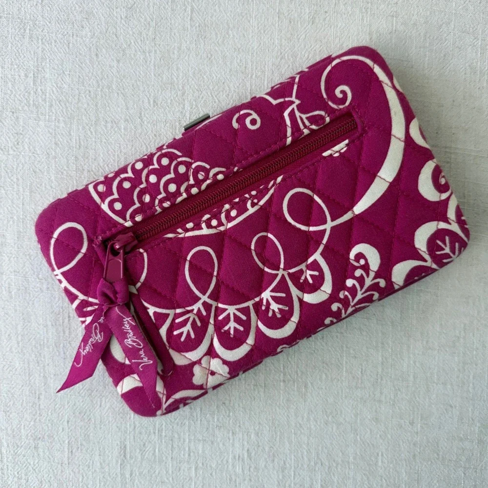 Vera Bradley Quilted Magenta White‎ Floral Double Frame Wallet Clutch 8x5